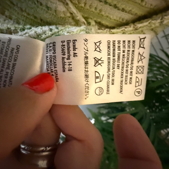 ESCADA SIZE 40 TWEED JACKET EXCELLENT CONDITION - Picture 8 of 9